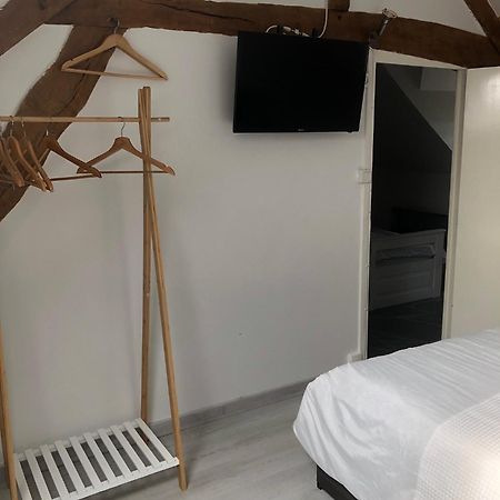 gîte chez xavier Magny-Cours Extérieur photo