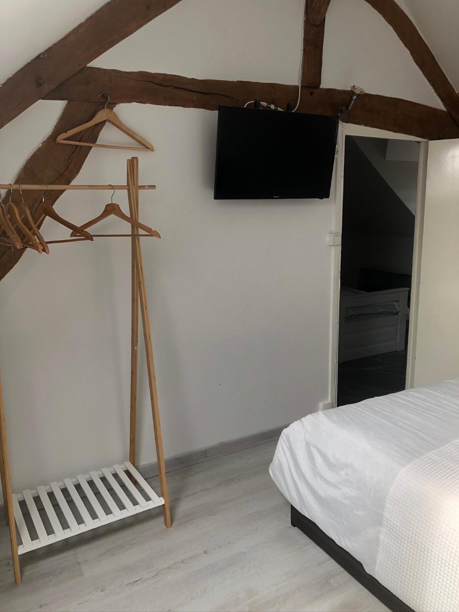 gîte chez xavier Magny-Cours Extérieur photo